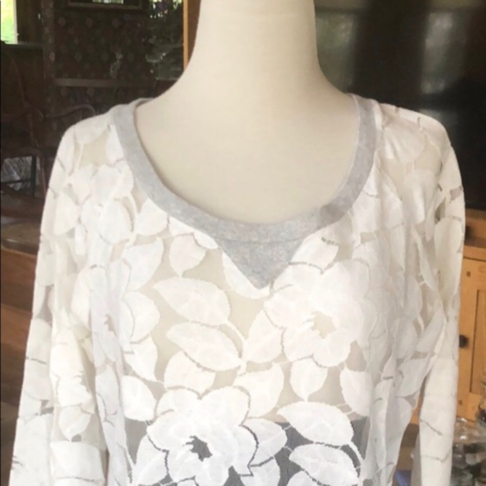 BCBGENERATION white lace sheer sweatshirt or top size Large dry cleaned